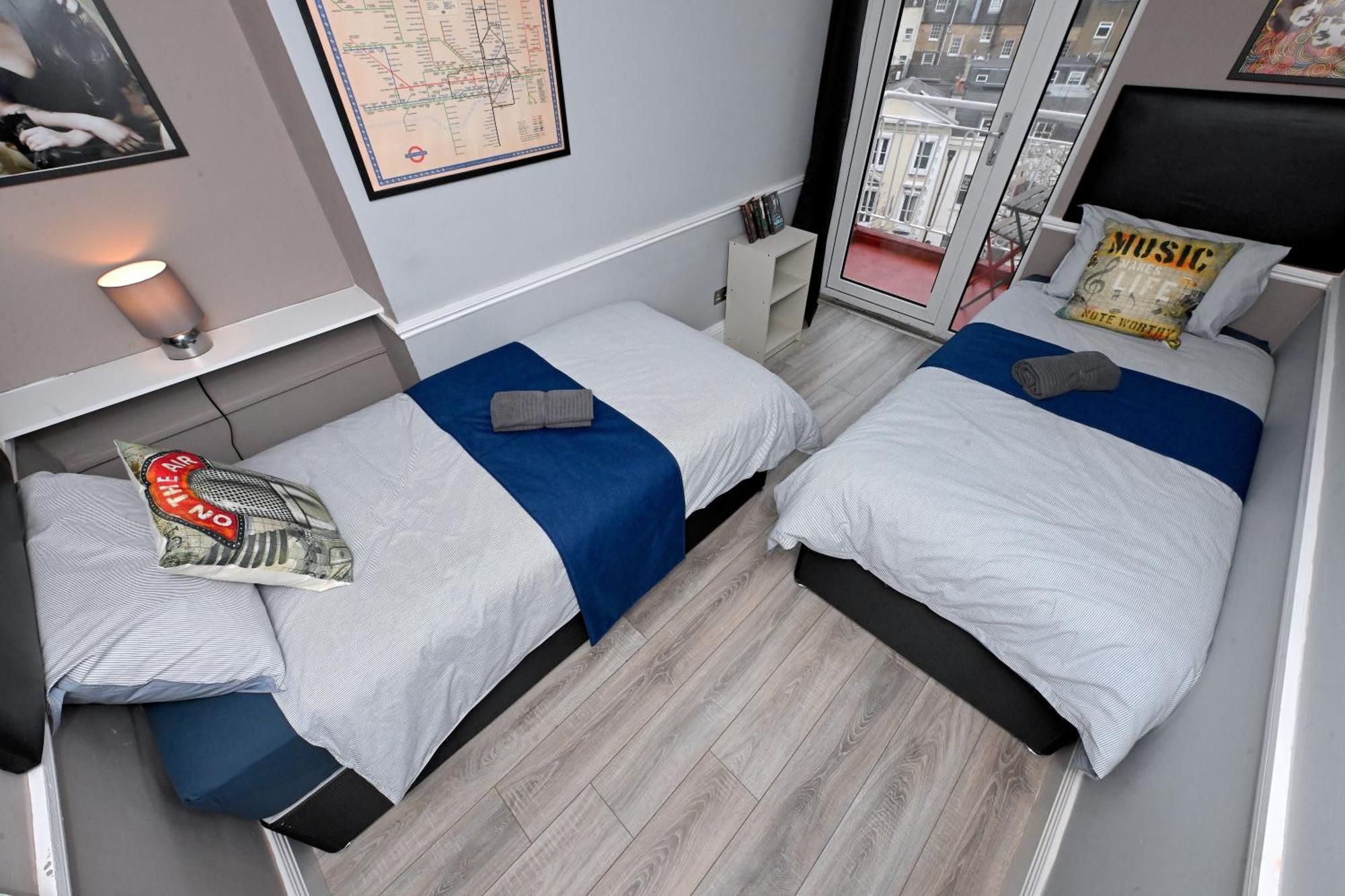 Superb 4 Bedroom Flat In The Heart Of Camden Town Londres Exterior foto